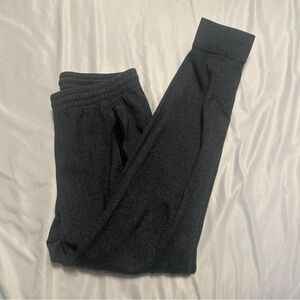 ILIA Black Joggers Sleek Athletic Sweatpants